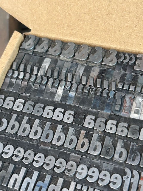 Thumbnail: 36pt San Serif Bold Condensed