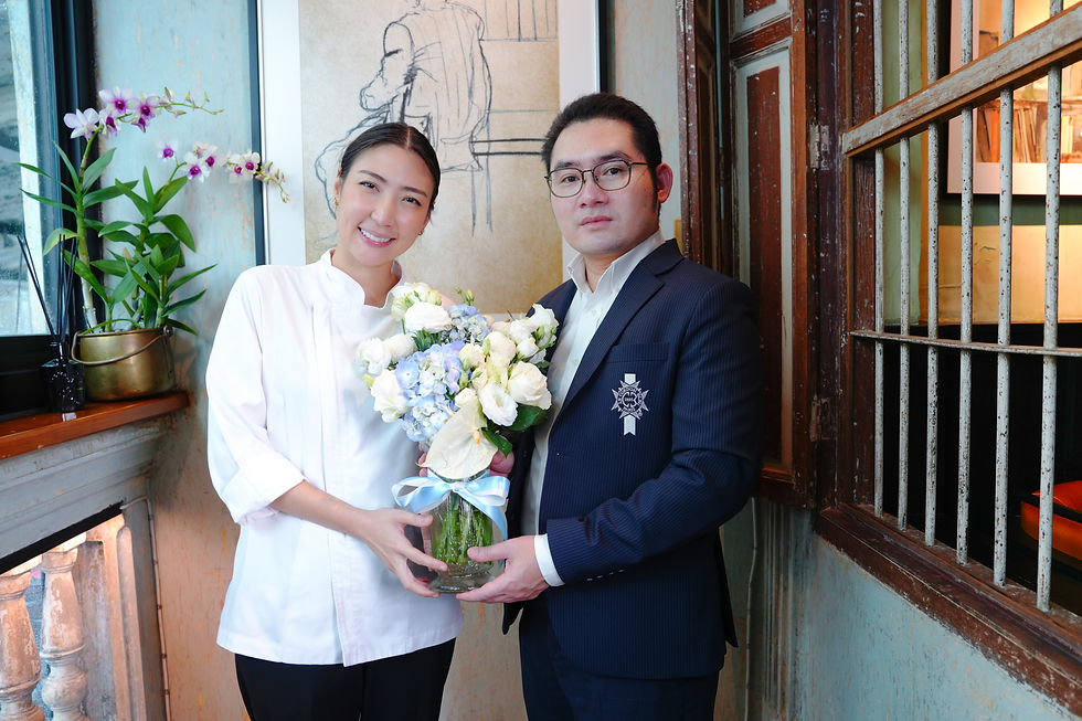 เลอ กอร์ดอง เบลอ ดุสิต แสดงความยินดีกับ เชฟแพม–พิชญา
