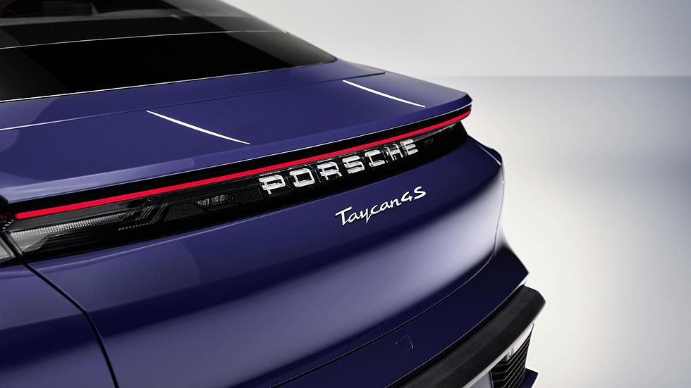 Porsche Italia ร่วมมือกับ Ferragamo เฉลิมฉลองครบรอบ 40 ปี ด้วยการเปิดตัว 911 และ Taycan