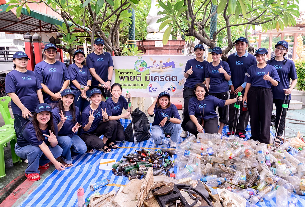 ไอ.ซี.ซี. นำพนักงานพายเรือคายัคเก็บขยะทางน้ำ ณ คลองบางกอกน้อย สร้างมรดกสีเขียวเพื่อชุมชน