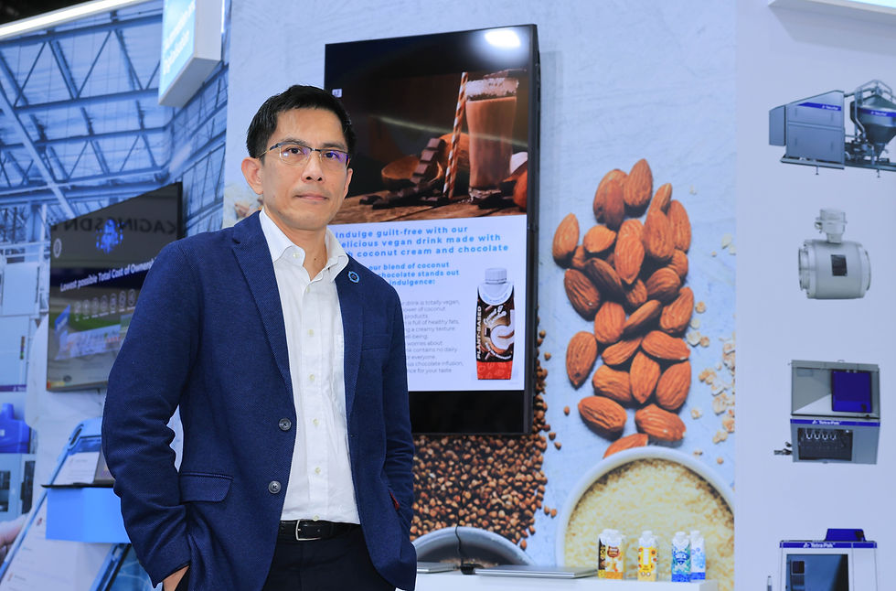 สุรพงศ์ กอบประดิษฐกุล ผู้อำนวยการฝ่ายกระบวนการผลิต บริษัท เต็ดตรา แพ้ค (ประเทศไทย) จำกัด