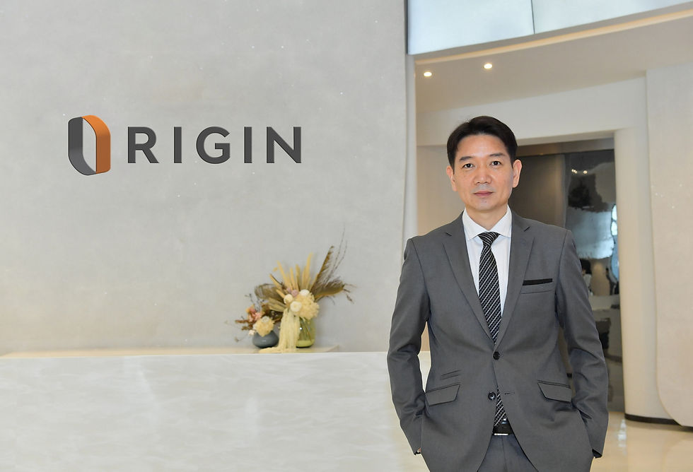 นายพีระพงศ์ จรูญเอก ประธานเจ้าหน้าที่บริหาร บริษัท ออริจิ้น พร็อพเพอร์ตี้ จำกัด (มหาชน)