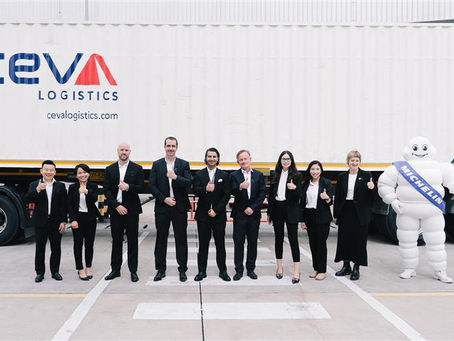 āļāļĩāļ§āđāļē āļĨāļāļāļĩāļŠāļāļīāļāļŠāđ āđāļĨāļ° āļĄāļīāļāļĨāļīāļ āļāļĨāļāļāļāļĢāļāļĢāļāļ 22 āļāļĩ āđāļŦāđāļāļāļ§āļēāļĄāļĢāđāļ§āļĄāļĄāļ·āļāļāđāļēāļāļāļąāļāļāļĨāļēāļĒāđāļāļāđāļāđāļāļĒ