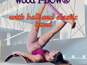Back rolling on Wood T-BOW® with Ball and Elastic Band