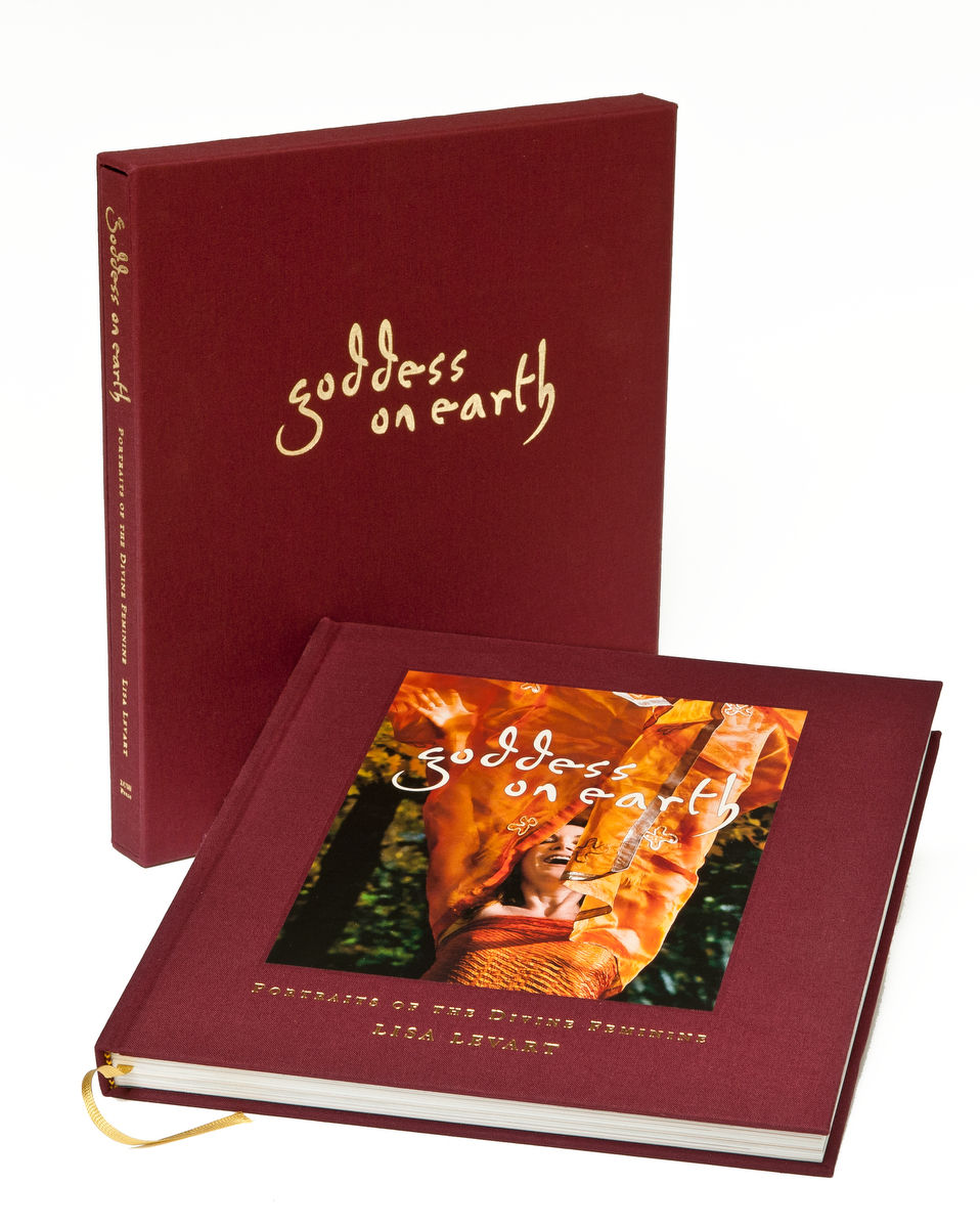 Thumbnail: 10th Anniversary Collector's Edition, Goddess on Earth