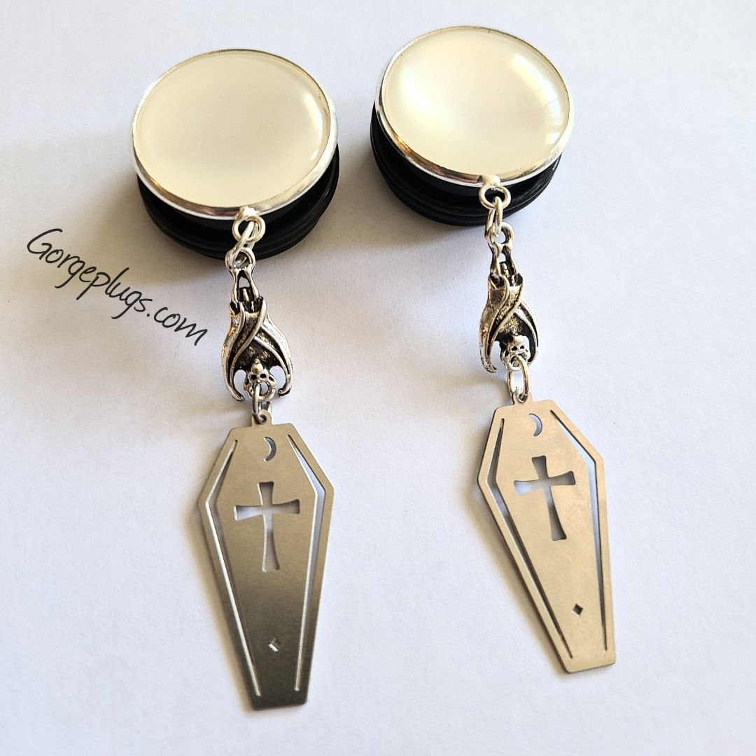 Vladimir (White) Gothic Dangle Plugs  (0g,00g 3/4-1")