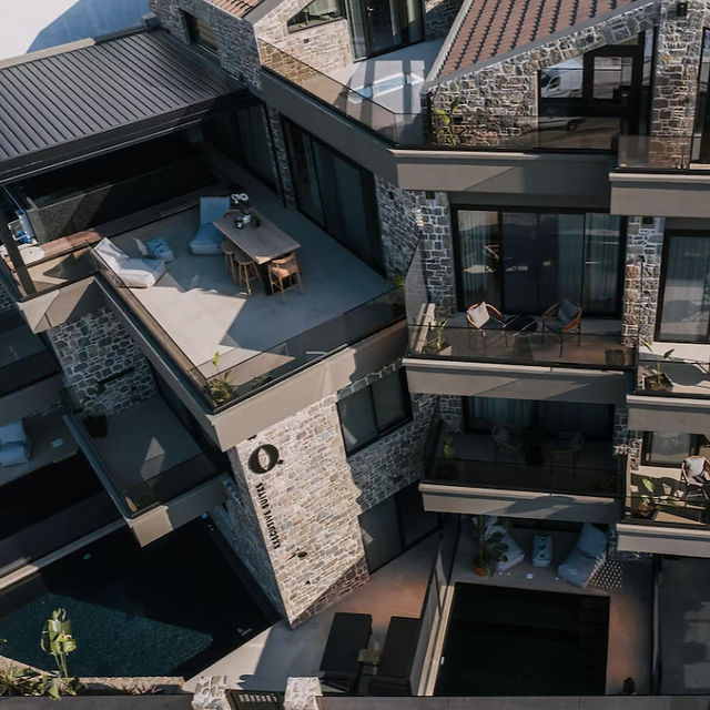 OPAL EXECUTIVE SUITES - NAFPLIO