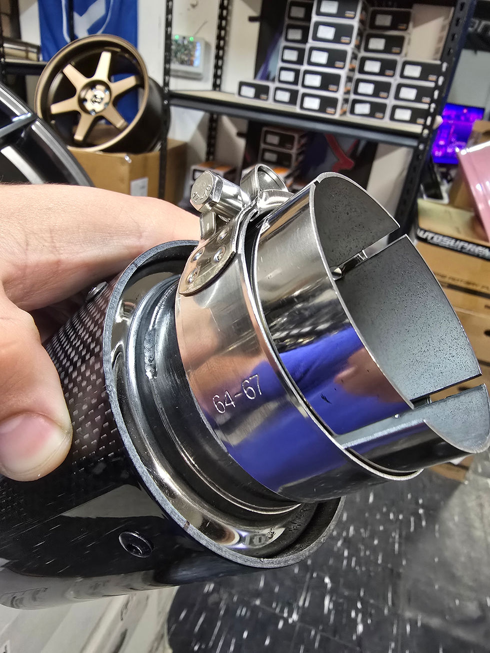 Thumbnail: ASR Carbon Gloss Single 2.5"