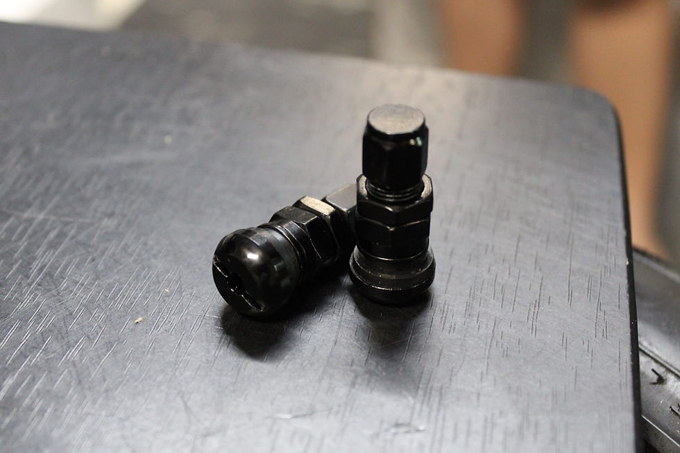 Thumbnail: EPMAN Aluminum Valve Stem (Set 4)