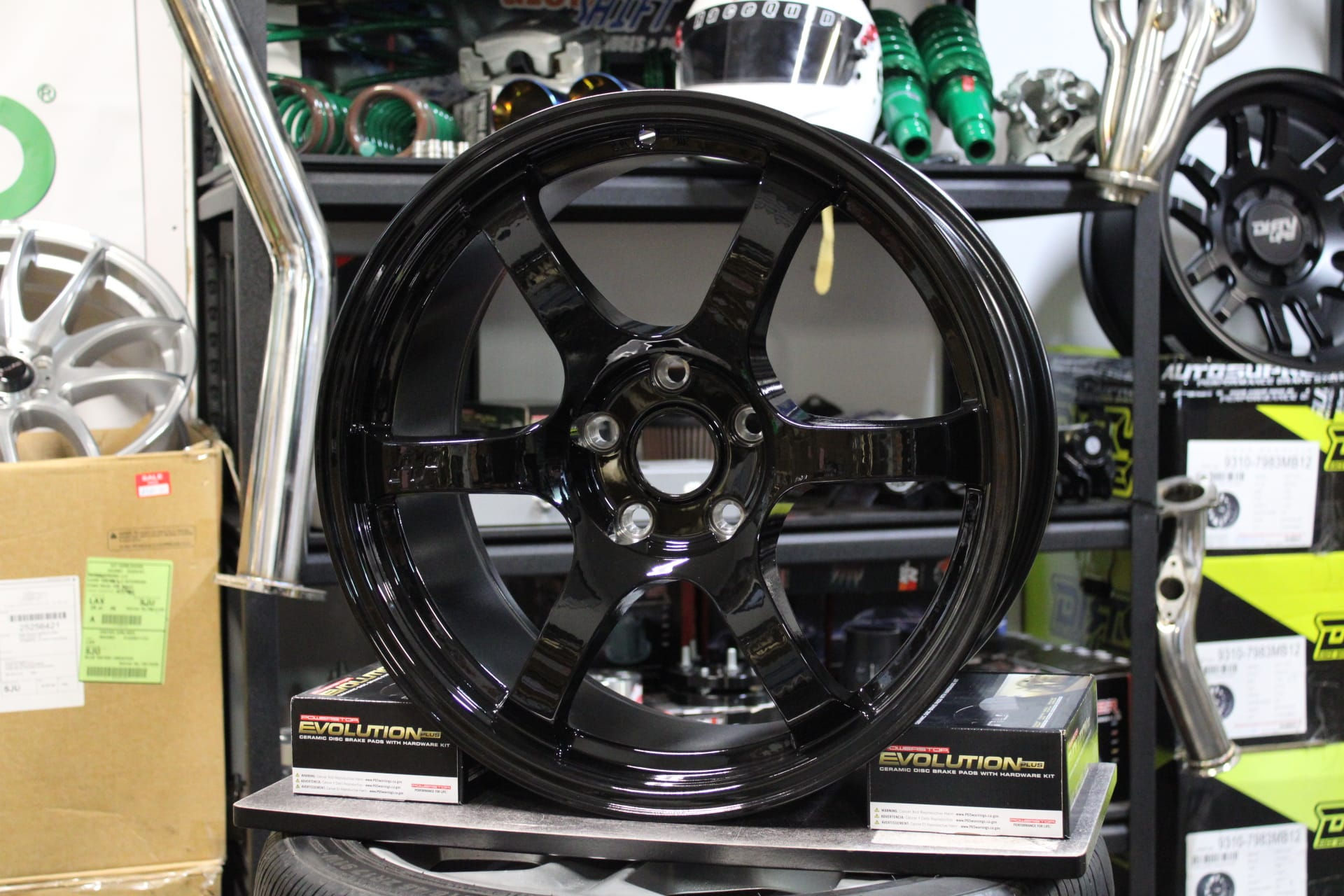 Circuit Performance CSF1 18x8.5 5x114.3 35mm Gloss Black (Set 4)