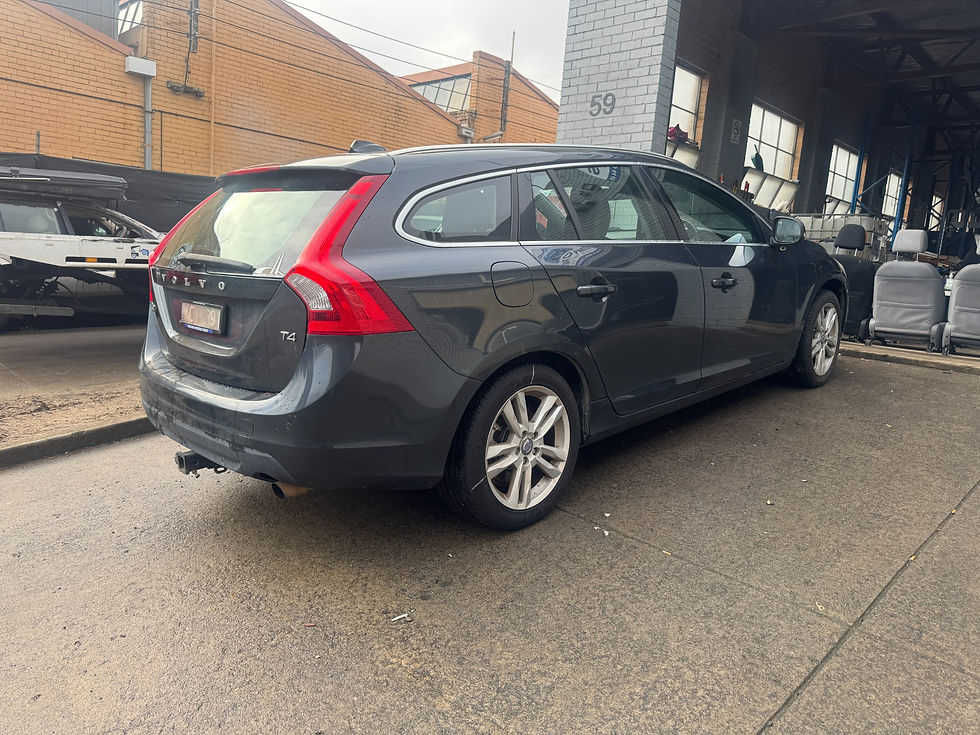 Thumbnail: 2012 Volvo V60 donor vehicle 4