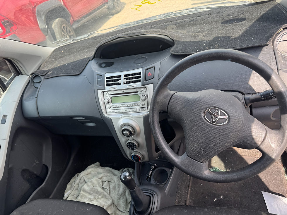 2005-2011 Toyota Yaris NCP90 Dashboard Assembly RHD