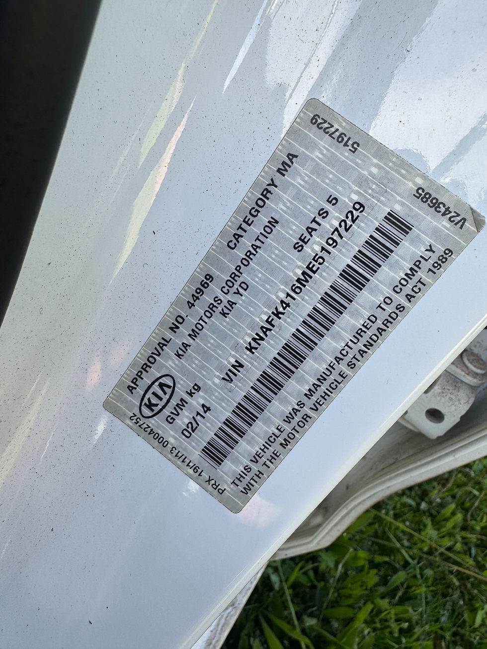 Thumbnail: 2013-2016 Kia Cerato YD Rear Seat Set vehicle photo 9