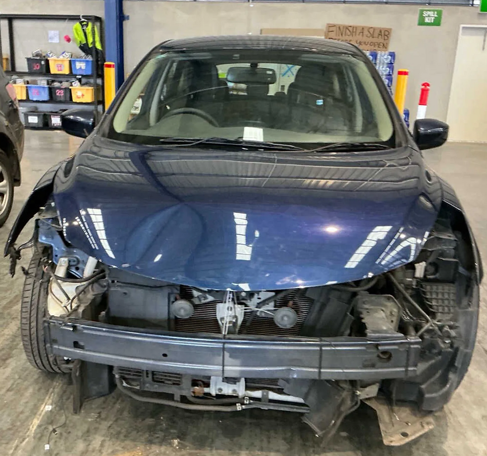 2013 Nissan Pulsar C12 ST donor vehicle and parts photo 2