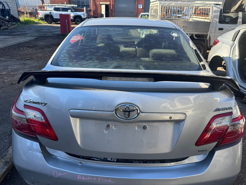 Thumbnail: 2006-2009 Toyota Camry Left Tail Light - donor vehicle photo 2