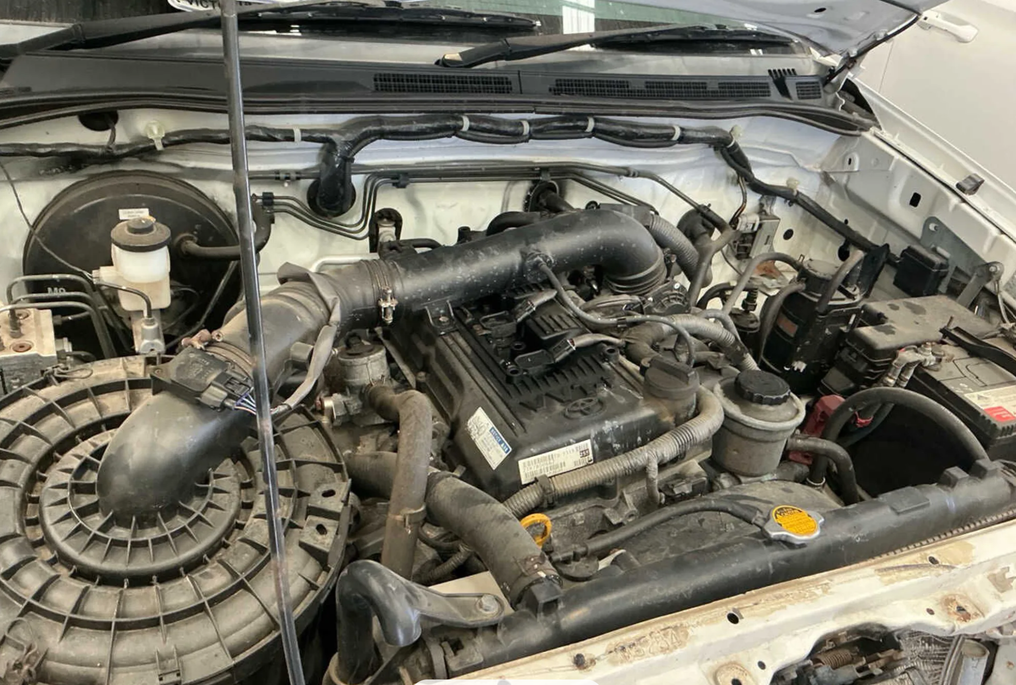 2005-2015 Toyota Hilux TGN16R 2.7L Petrol Automatic Transmission - 138,824km