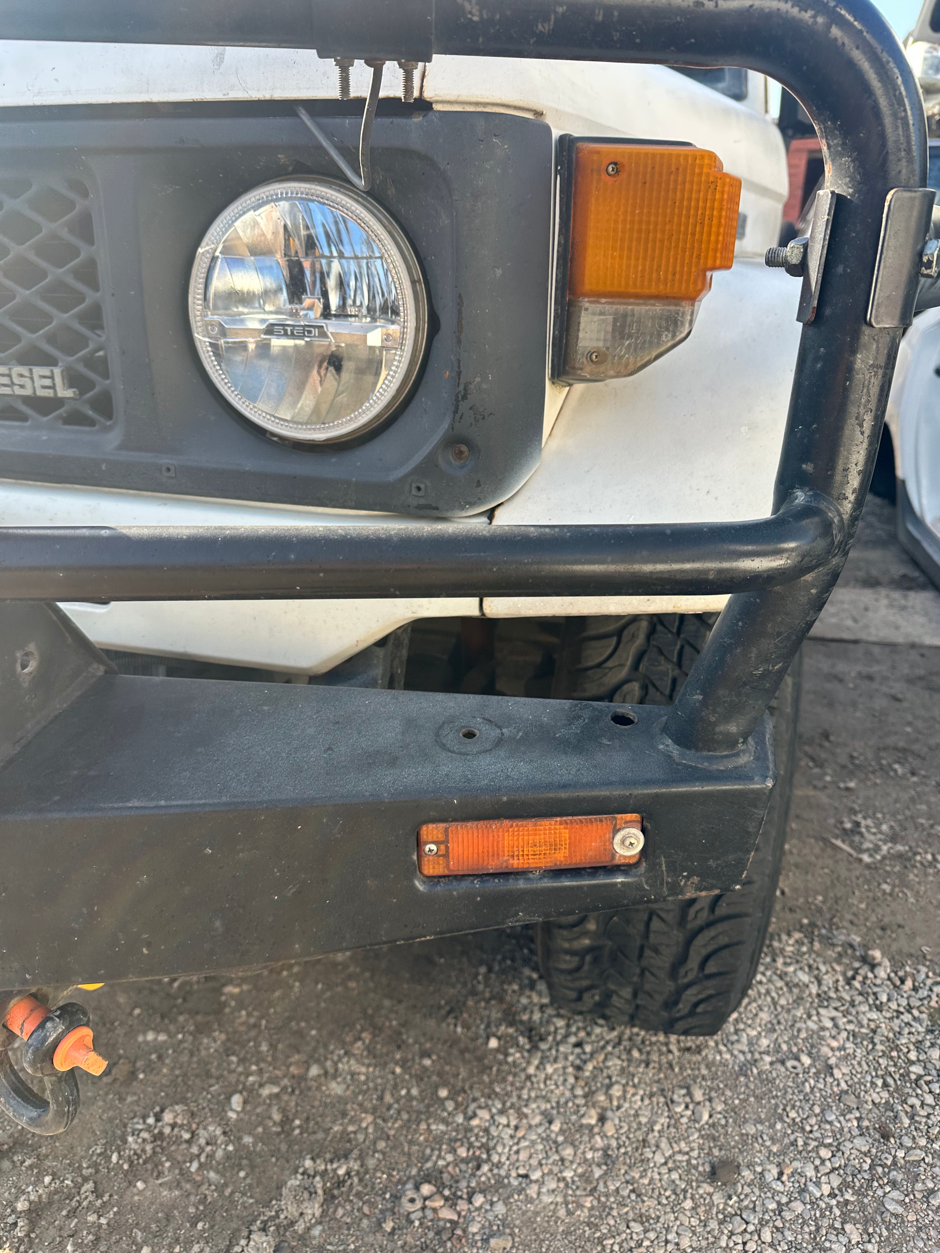 1985–1990 Toyota LandCruiser 75 Series Left Headlight