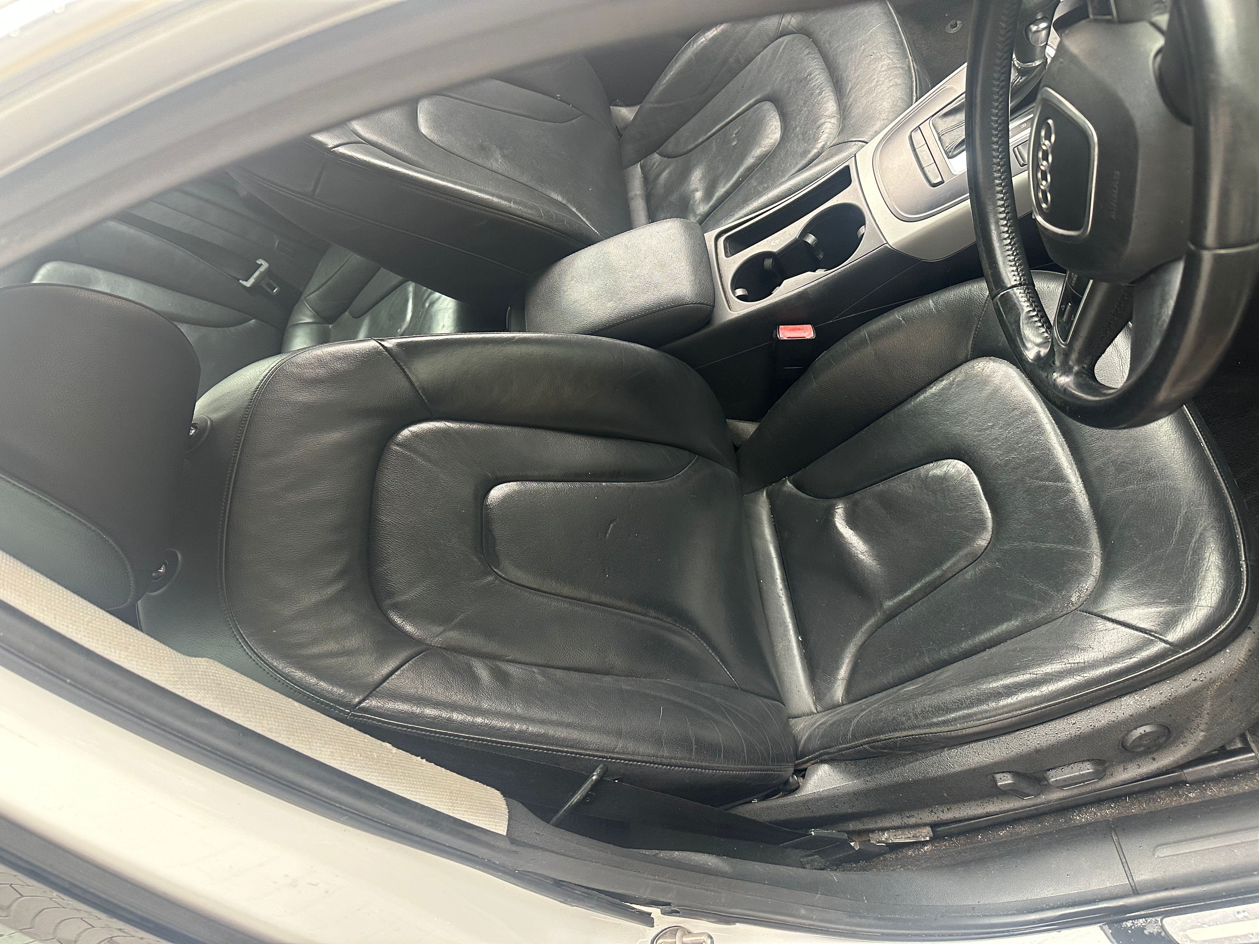 2011-2012 Audi A4 B8 Avant Driver Front Seat