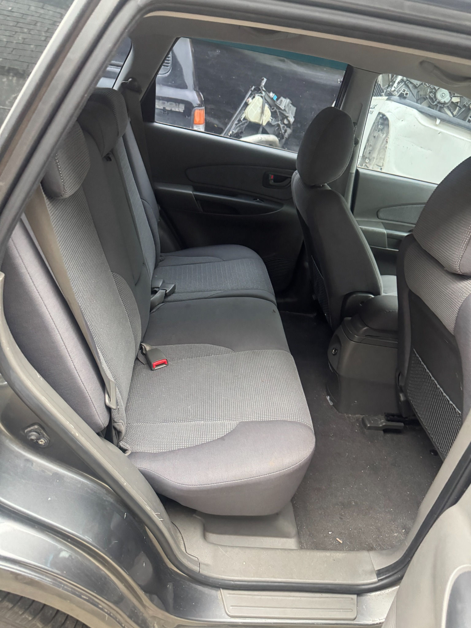 2008 Hyundai Tucson JM City donor - rear interior
