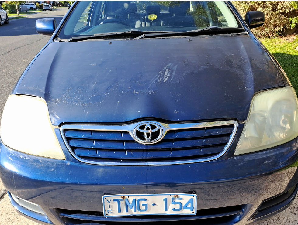 2005 Toyota Corolla Ascent sedan donor - front exterior