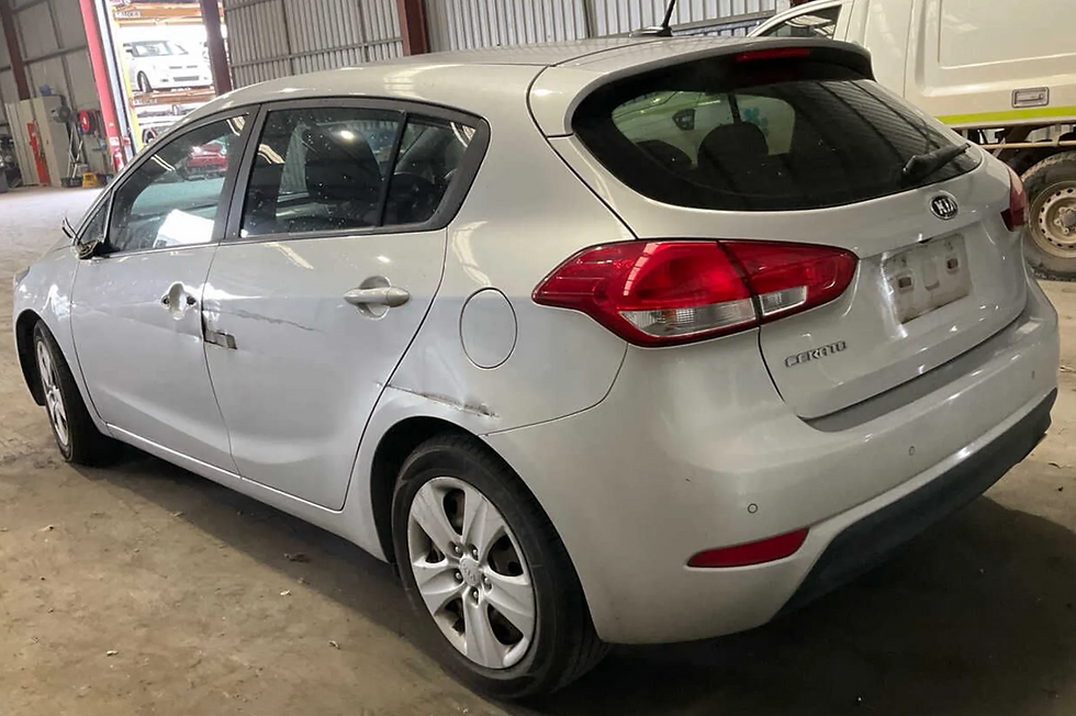 Silver October 2016 Kia Cerato YD donor 169413 km