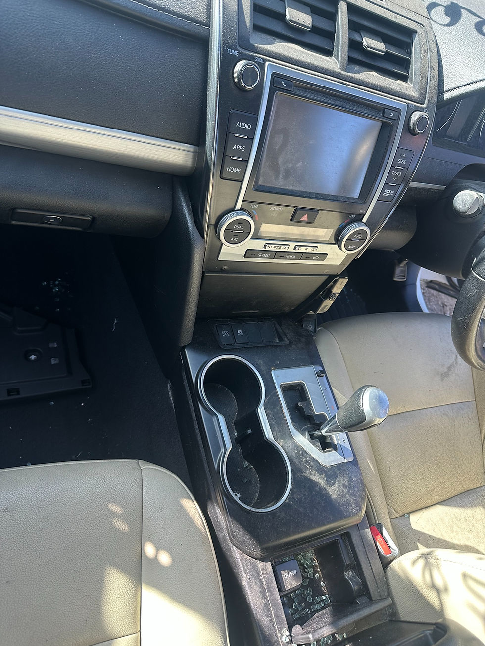Thumbnail: 2015–2017 Toyota Camry AVV50 LH Front Door White Genuine Used