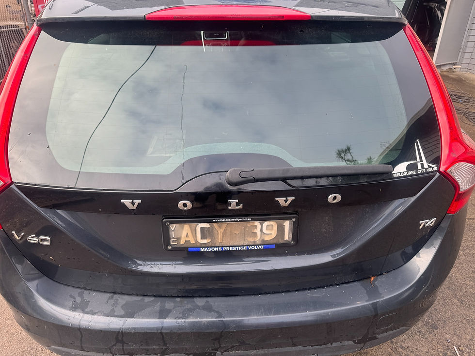 Thumbnail: 2012 Volvo V60 donor vehicle 10
