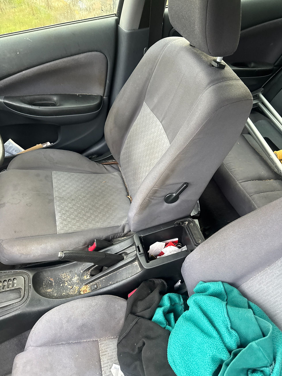 Thumbnail: 2000-2005 Nissan Pulsar N16 Passenger Sun Visor - donor vehicle photo 11