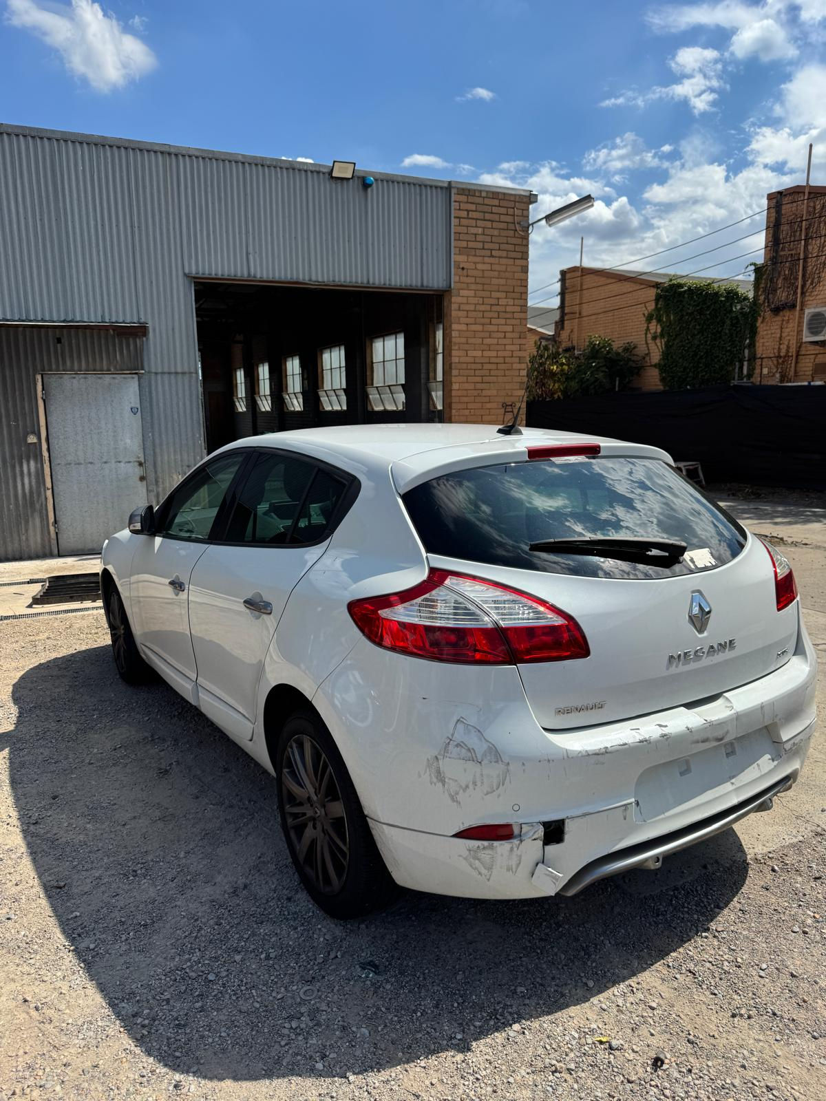2014 Renault Megane donor vehicle