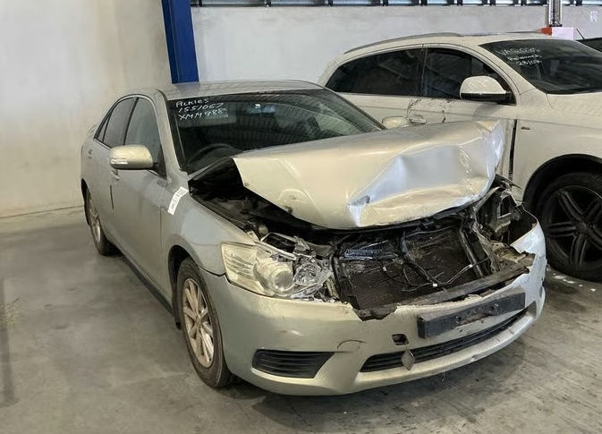 2009 Toyota Aurion GSV40R Driver Front Seat donor photo 2