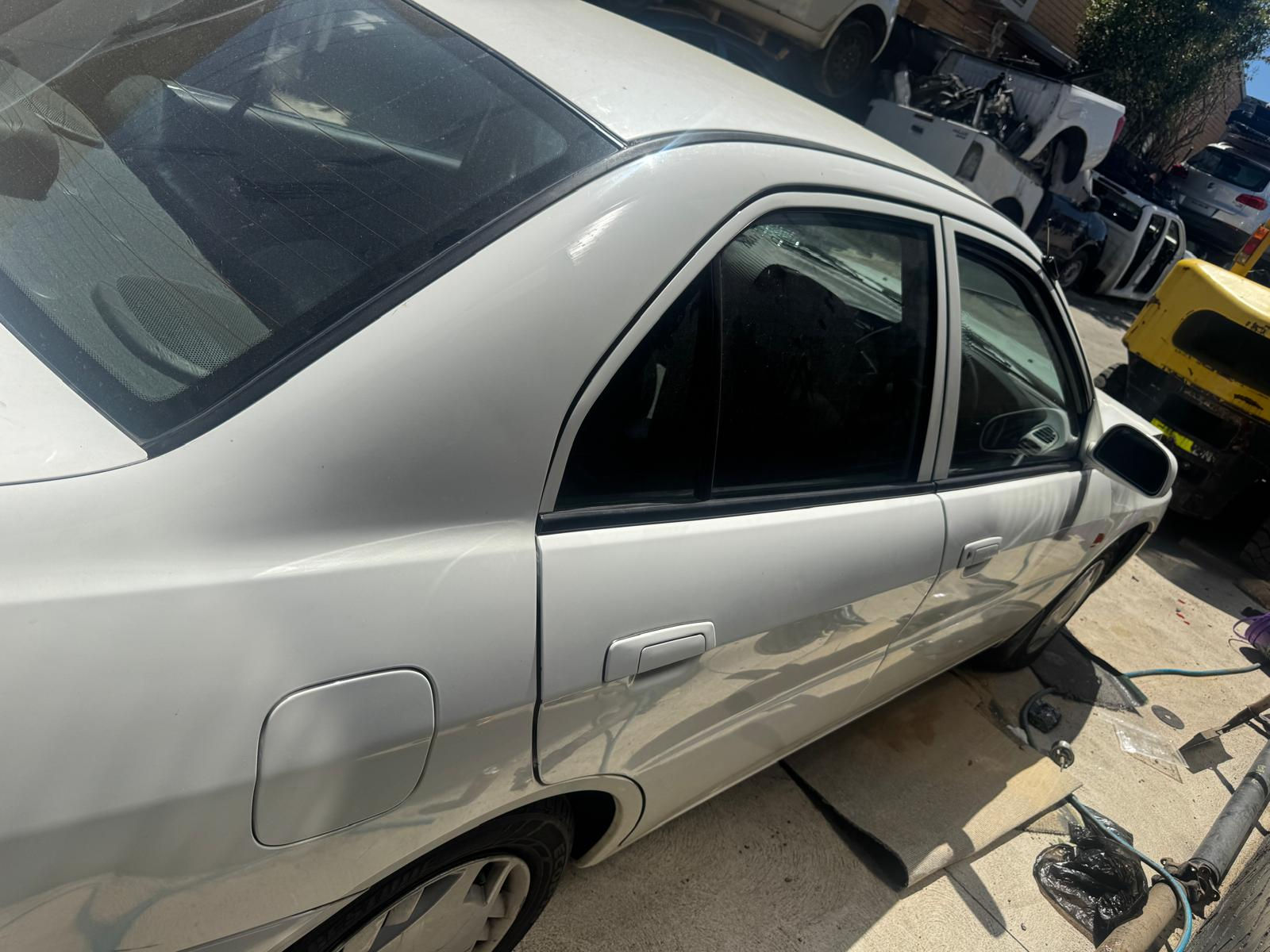 1999 Lancer CE white sedan - RH Side Mirror White - photo 1