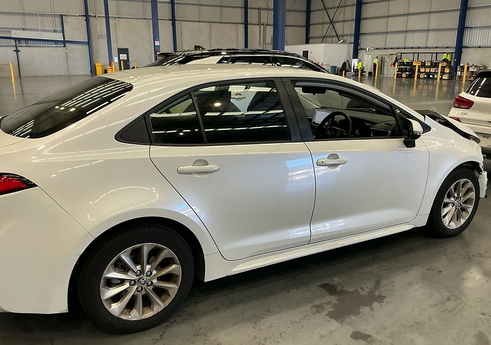 Thumbnail: 2019-2022 Toyota Corolla MZEA12R RH Front Door Complete - donor vehicle photo 2
