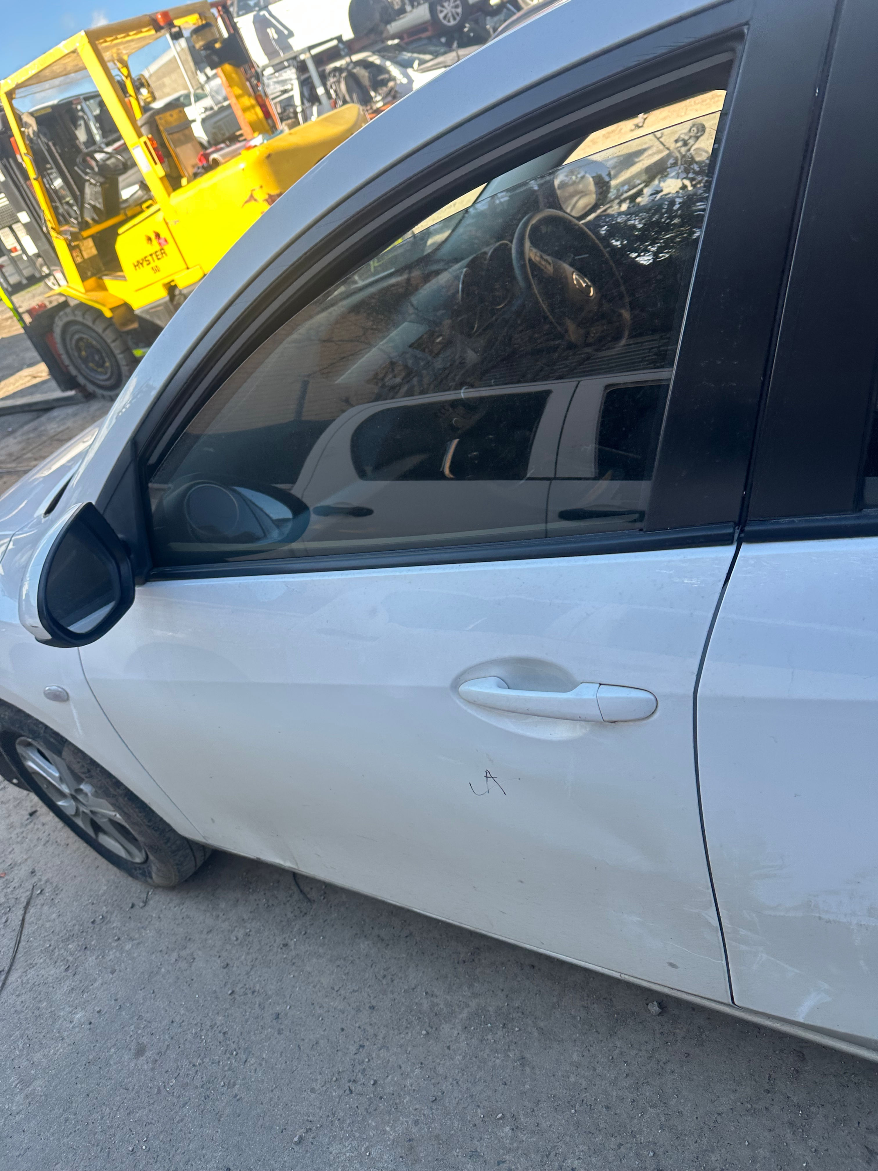 2009-2013 Mazda 3 Left Front Door