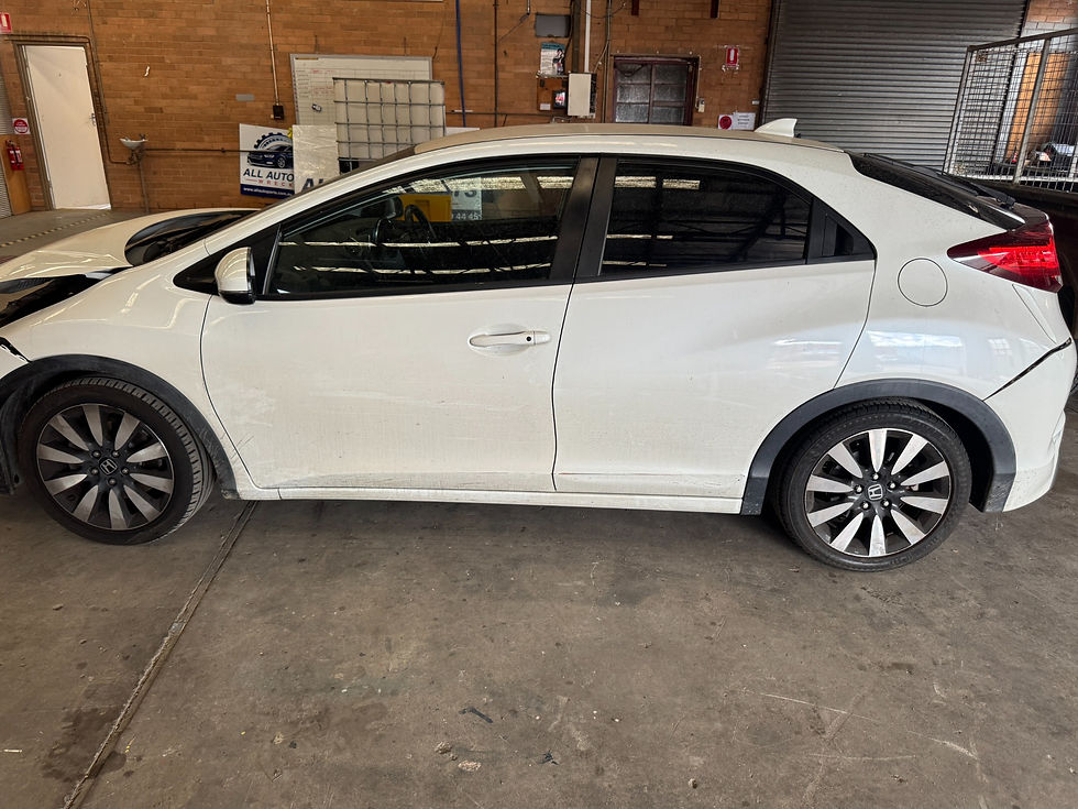 2014 Honda Civic donor vehicle photo 2