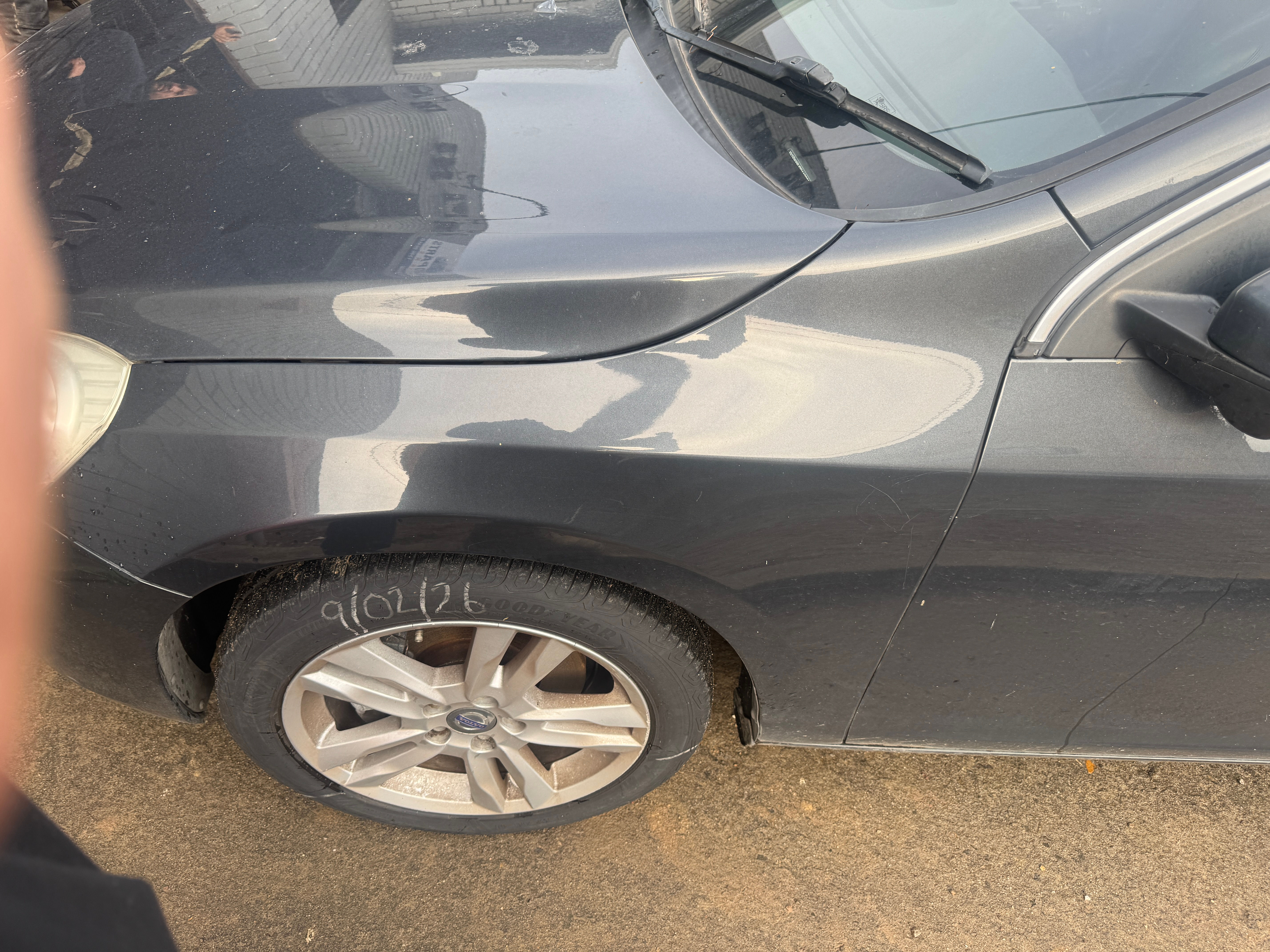 2011–2013 Volvo V60 Left Front Fender