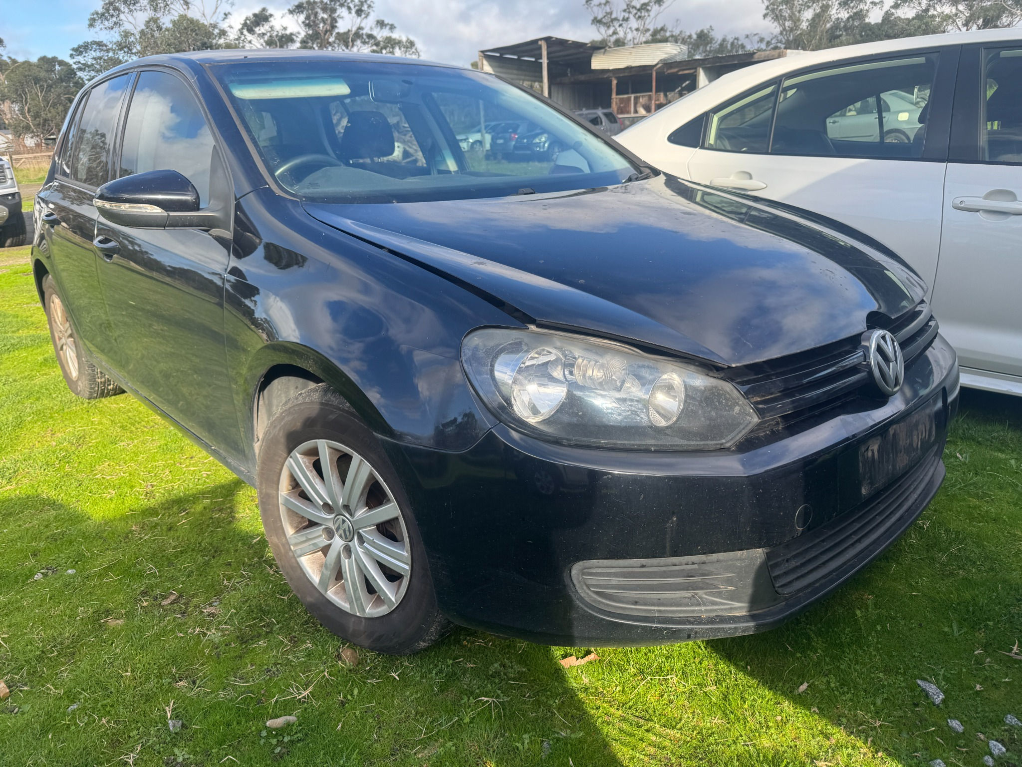 Volkswagen Golf Mk6 front view