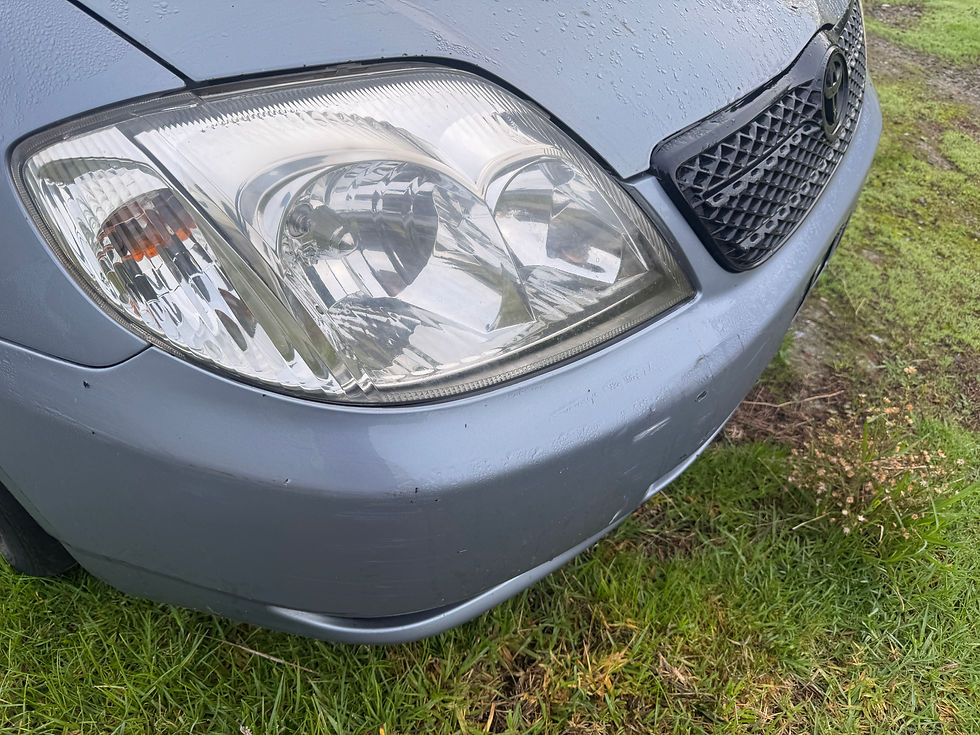 Thumbnail: Right Headlight – 2002–2004 Toyota Corolla 