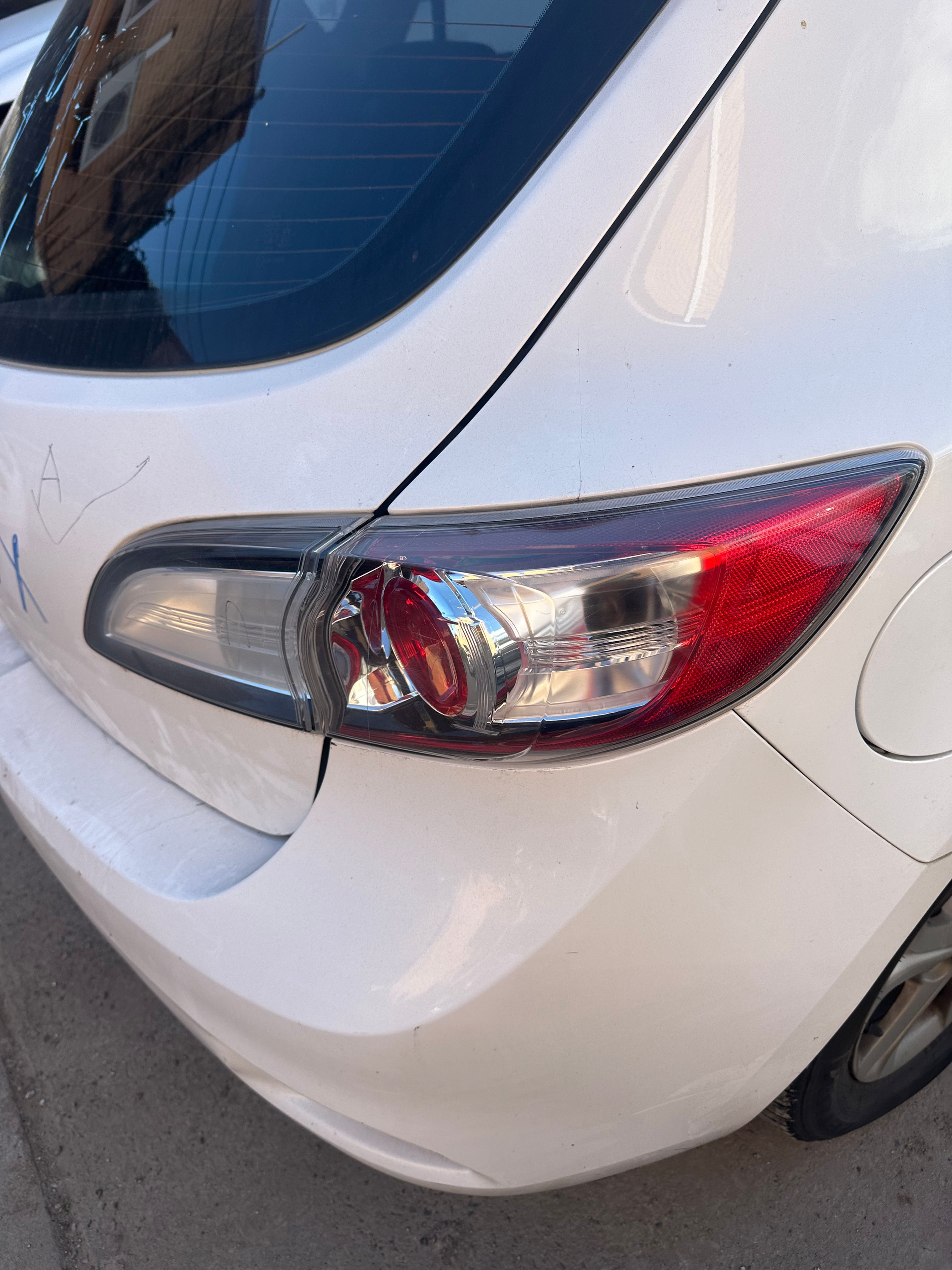 2009-2013 Mazda 3 Right Tail Light