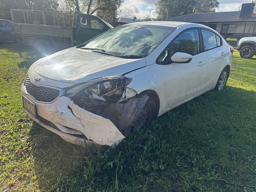 2013-2016 Kia Cerato YD RH Front Door Card vehicle photo 1