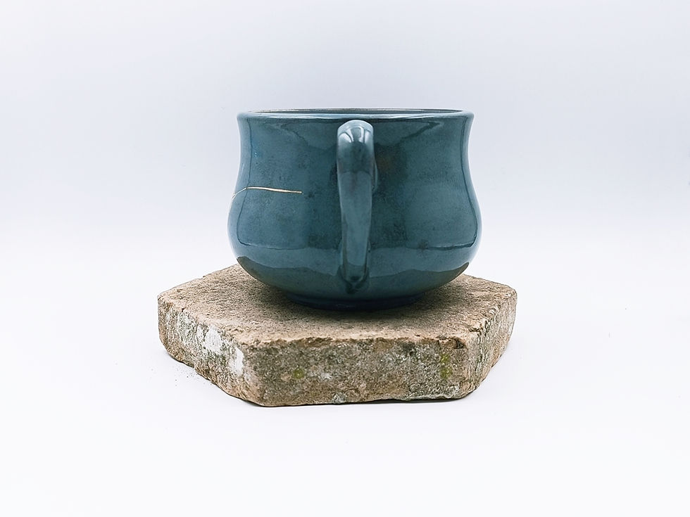 Miniature : Tasse déjeuner en faïence