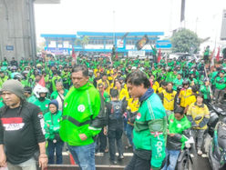 Janji Palsu RDP Komisi D DPRD Sulsel , Membuat Jaringan Ojol Geram Dan Siap Gelar Aksi Jilid II Di Awal Tahun.