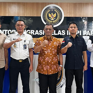 Wakil Bupati Wajo Berkunjung Ke Kantor Imigrasi TPI Kelas II
Kota Pare Pare