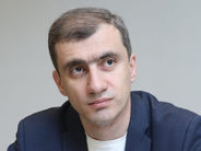 Ռուբեն Վարդանյանը մի օր վերադառնալու է, իսկ դուք մնալու եք որպես մանաթով ու լիրայով հայրենիք վաճառողներ. Մեսրոպ Առաքելյան