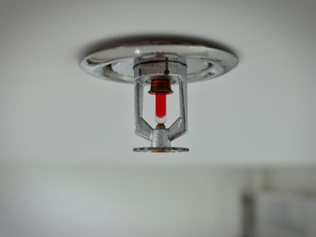 A close up image of a fire sprinkler head