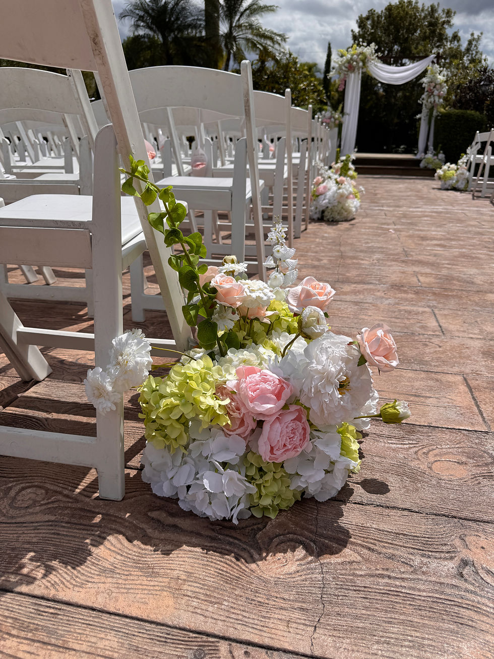 Thumbnail: Floor Arrangement 'Ever After'
