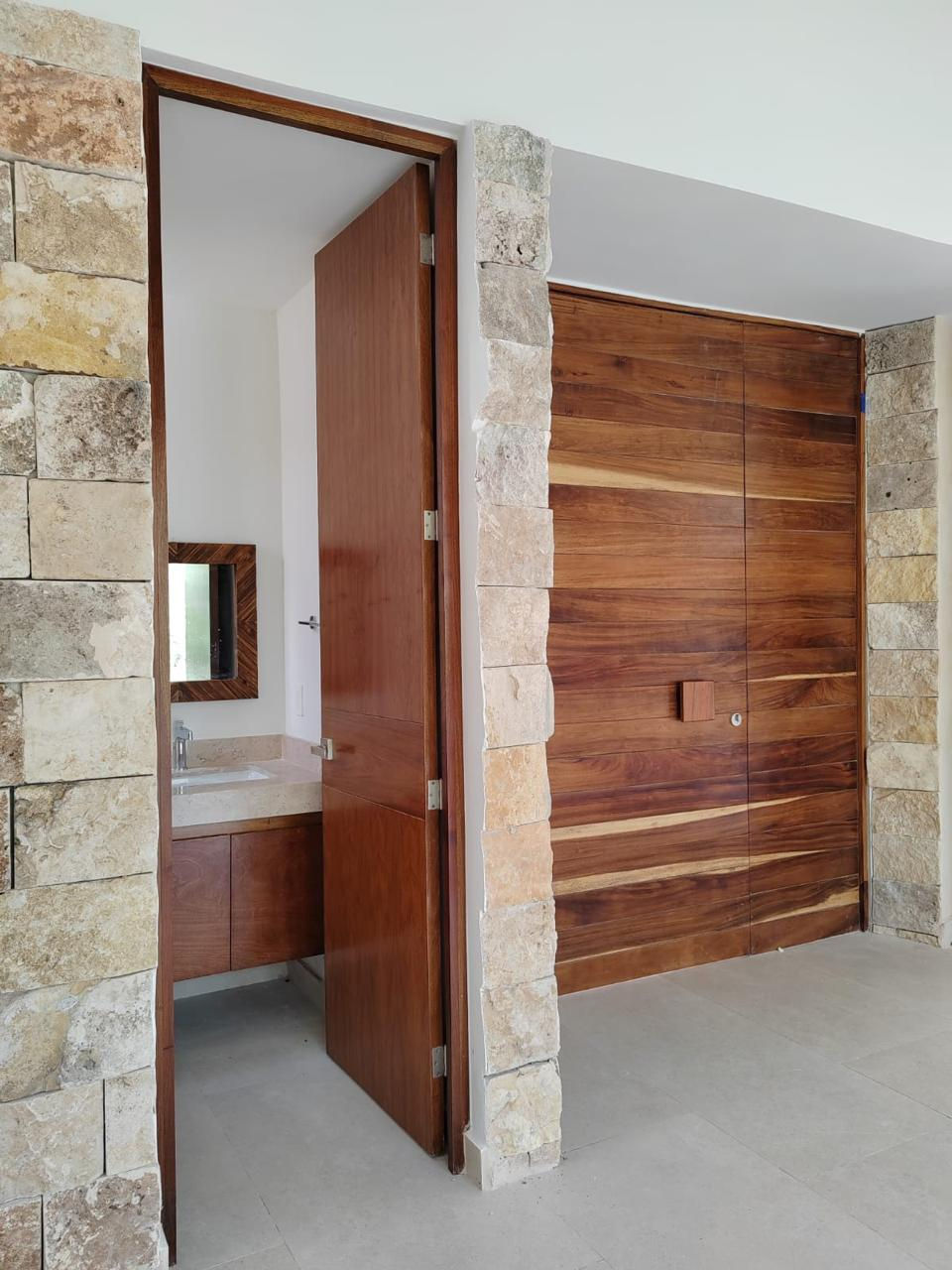 PUERTAS