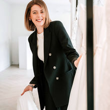 Affordable Headshot Photography UK: Flexible, Relaxed & Authentic Self-Portrait Studio