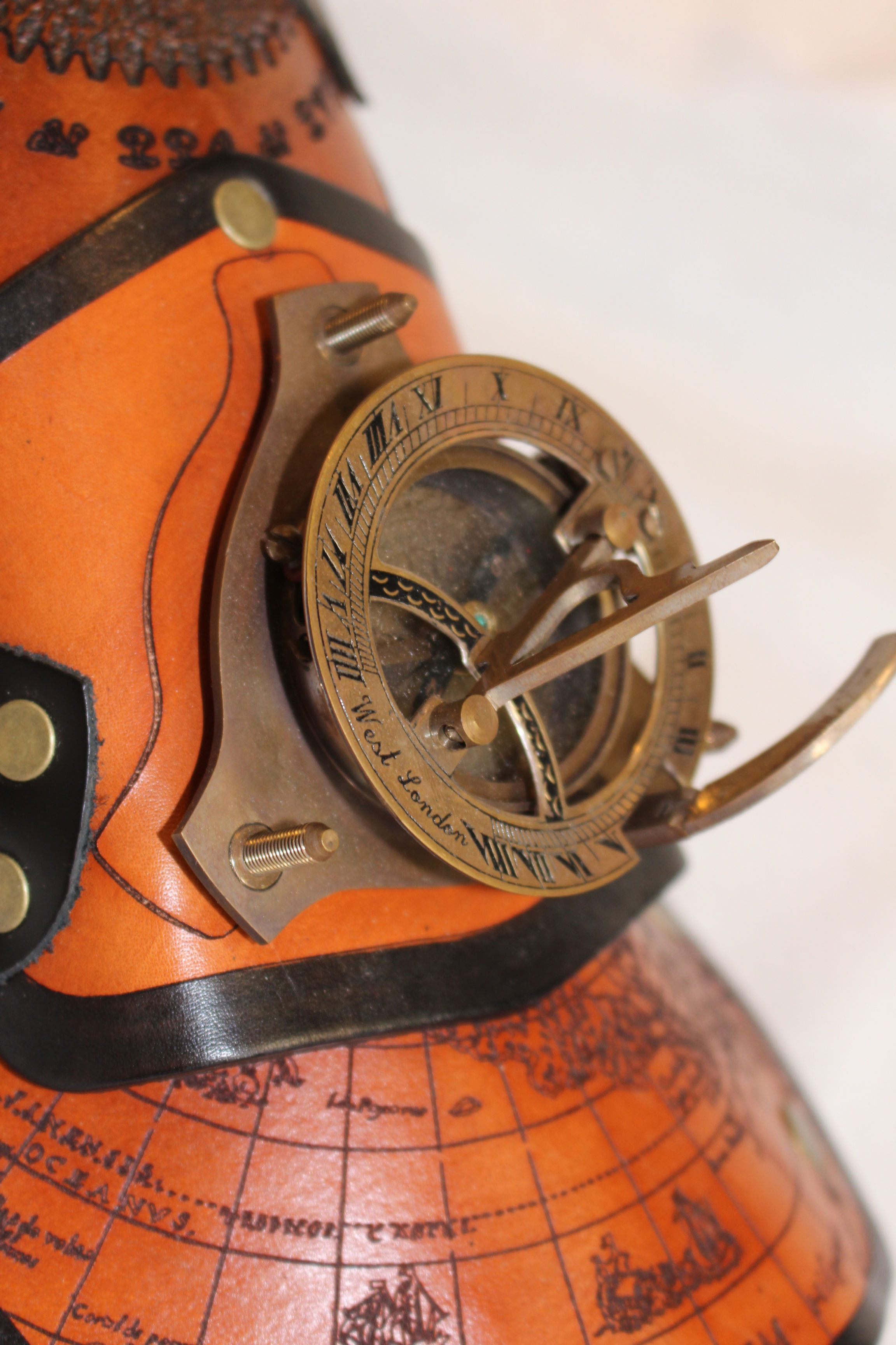 Steam Punk Navigation Heavy Bracer