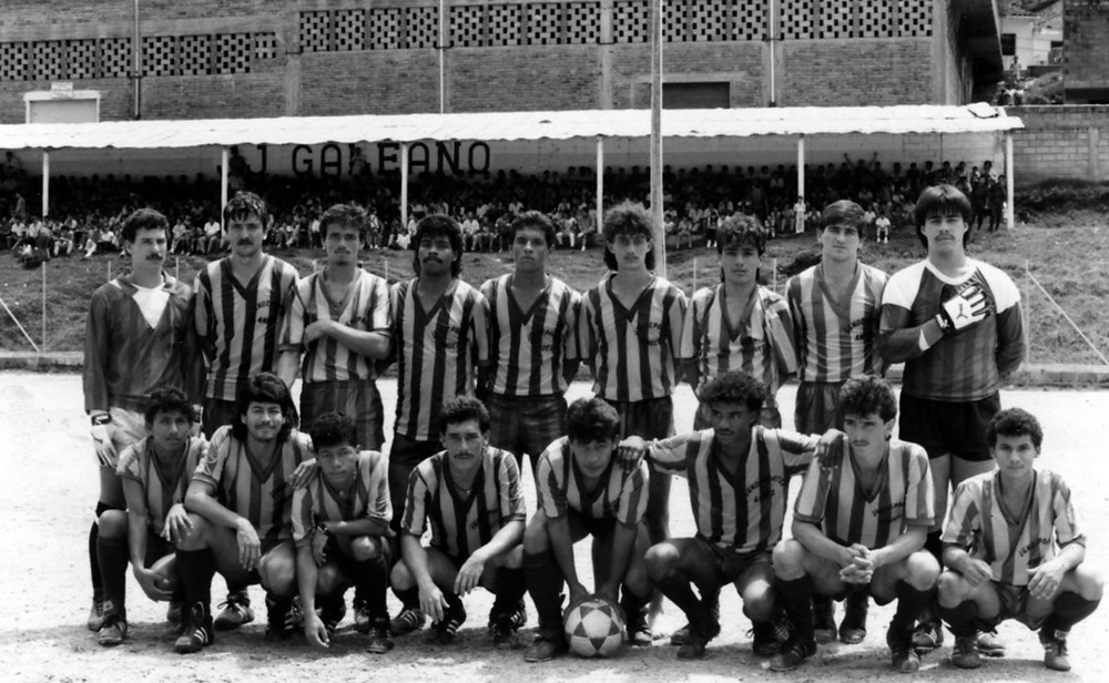 El Once Andino en el estadio municipal. Década de los 70.