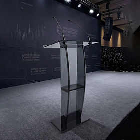 Renta de podium para conferencias en Morelia.jpeg